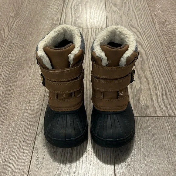 Joe Fresh Kids winter/snow boots size